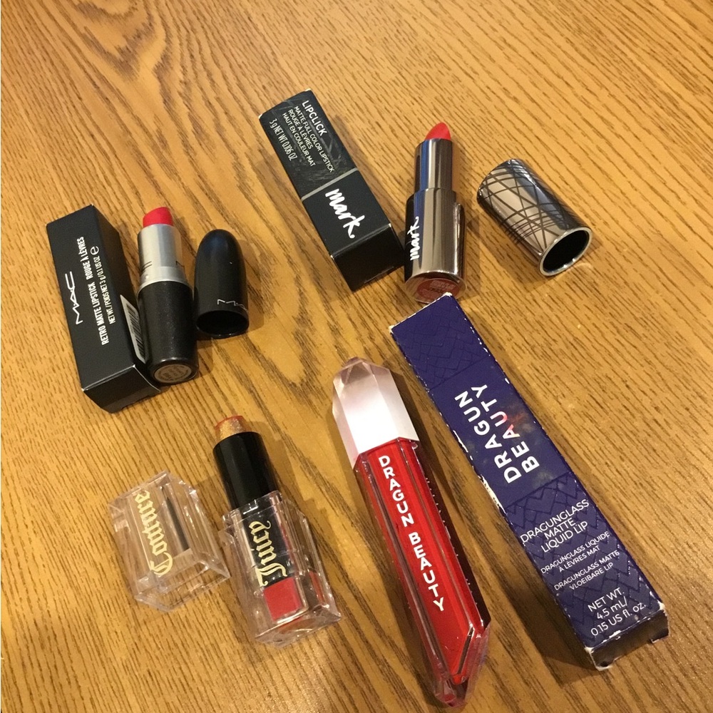 The Gothic Beauty Red Lipstick Set